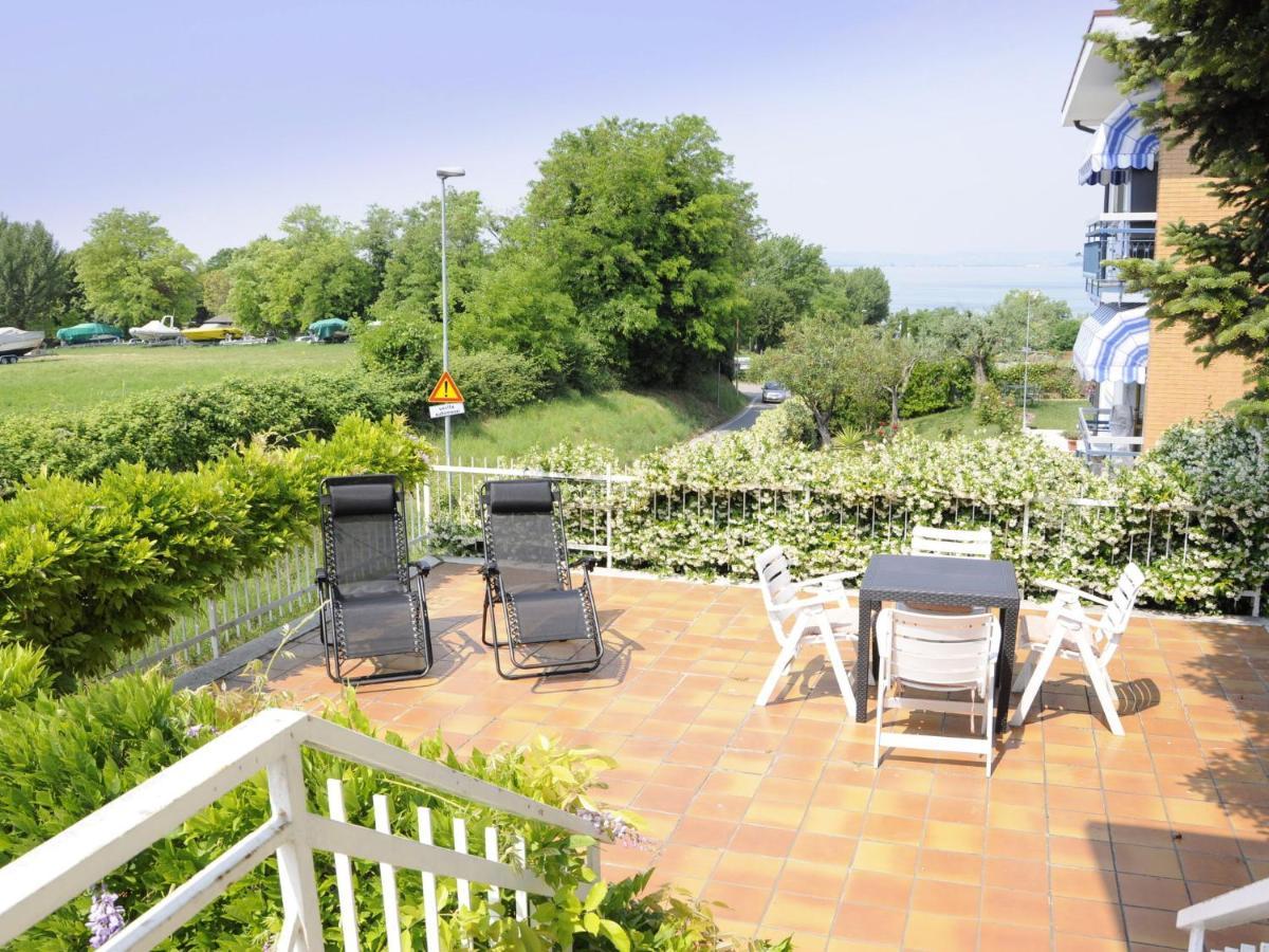 Belvilla By Oyo Porto Quarantaquattro Lazise Exterior photo
